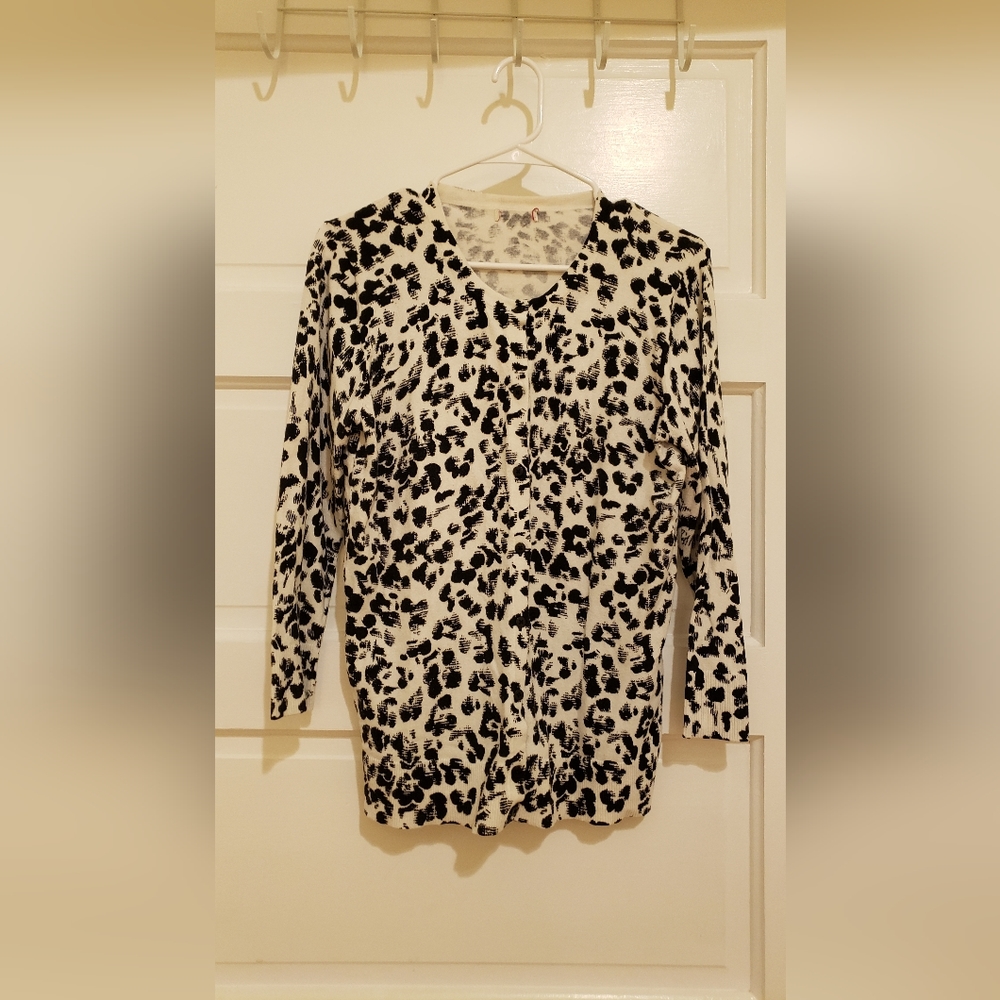 Black and White Cheetah Print Button up Cardigan